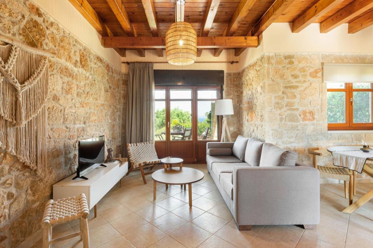 Rastoni Retreats #Feelslikehome Afytos Exteriör bild