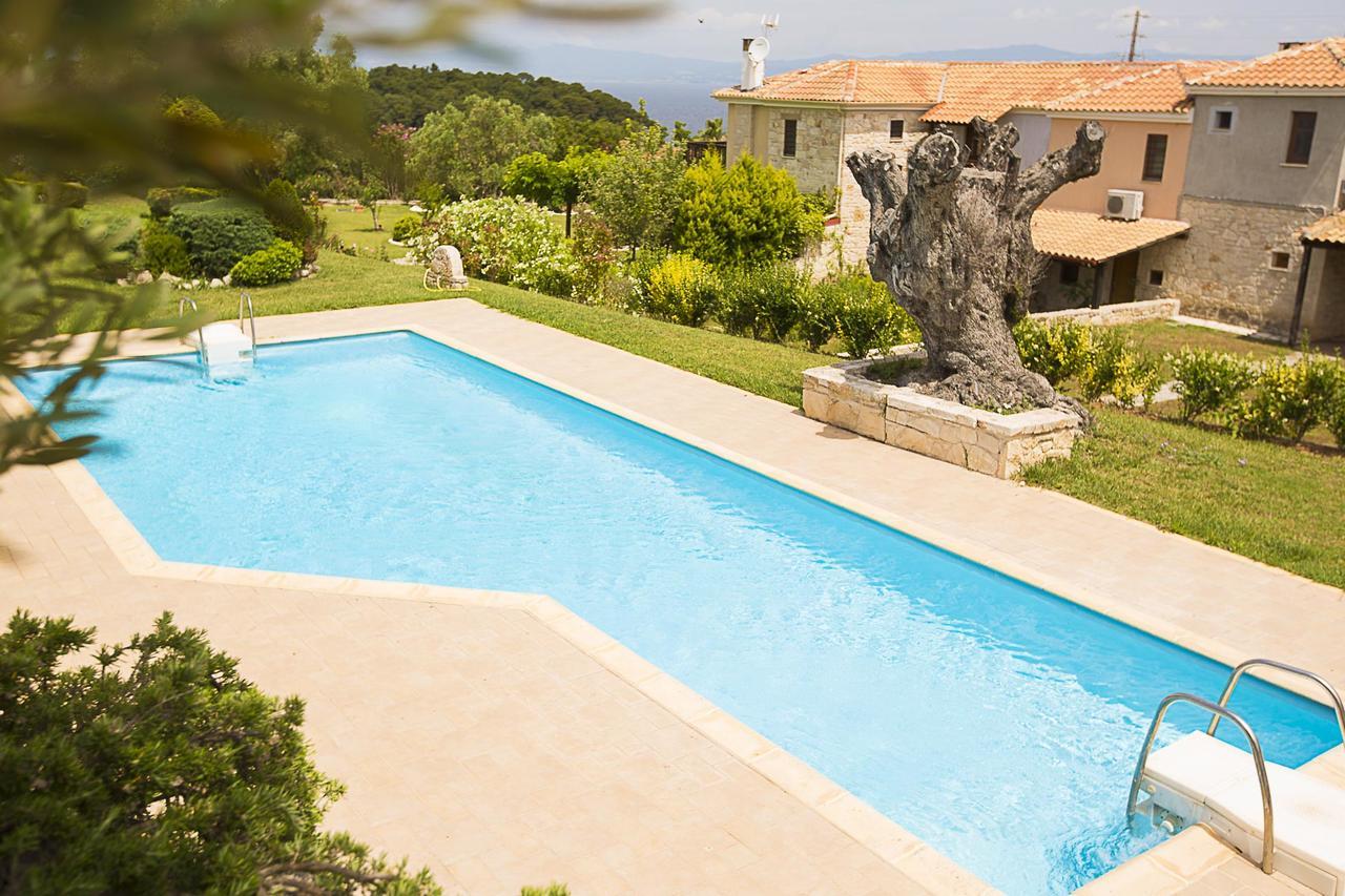 Rastoni Retreats #Feelslikehome Afytos Exteriör bild